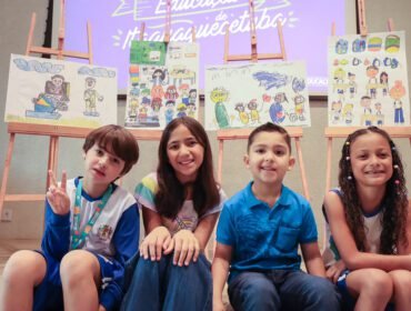 Em Itaquá, concurso artístico elege os quatro desenhos que vão ilustrar os cadernos do material escolar 2025