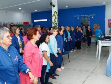 Outubro Rosa: Centro de Convivência do Idoso de Arujá recebe palestra de conscientização