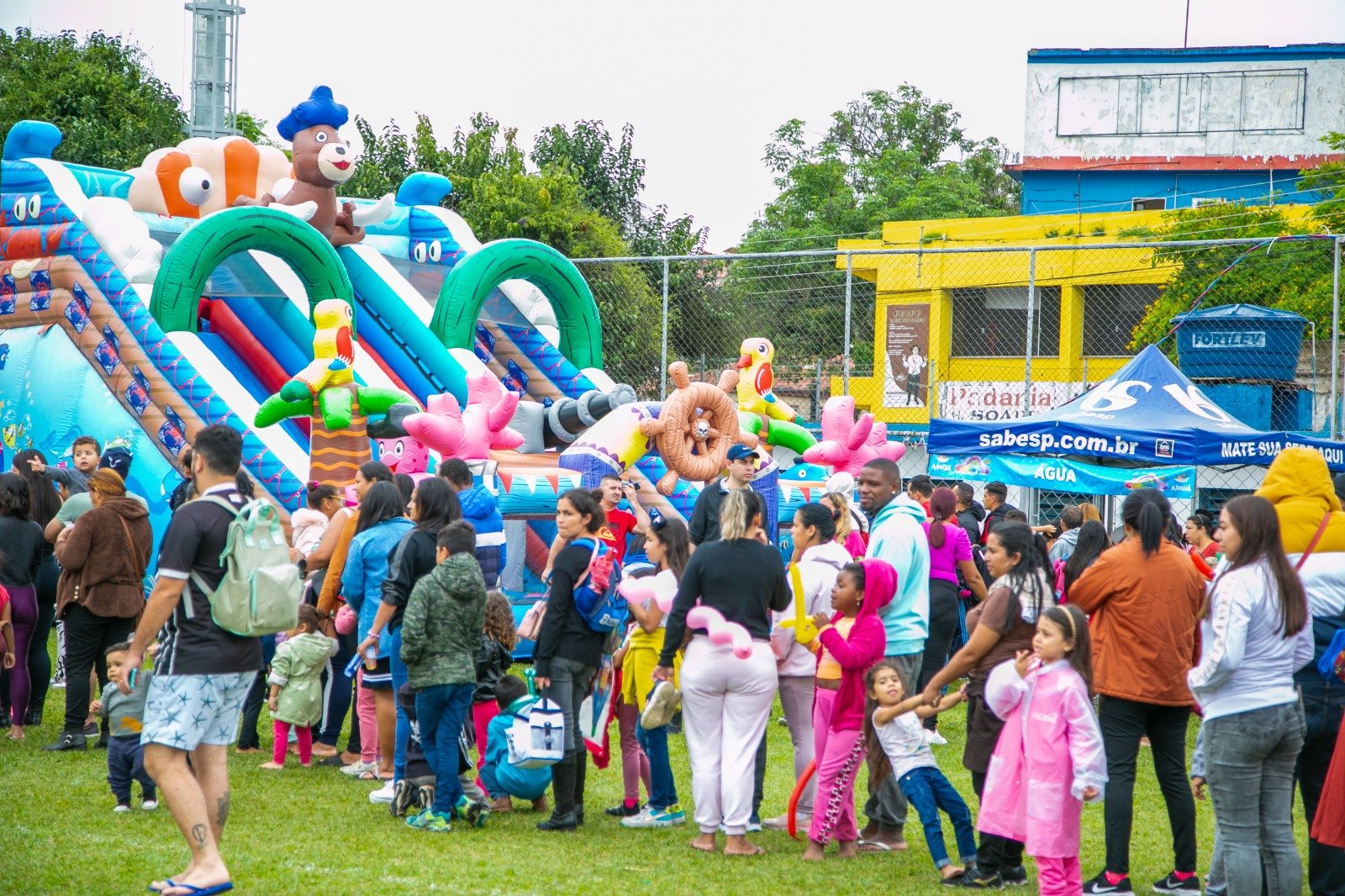 Megafesta do Dia das Crianças da Prefeitura de Arujá foi marcada por muita diversão