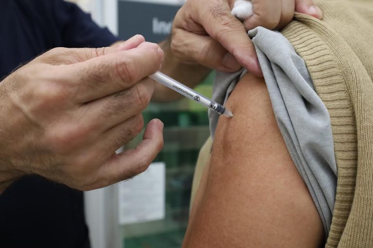 Saúde reforça importância da vacina contra febre amarela às vésperas do Carnaval