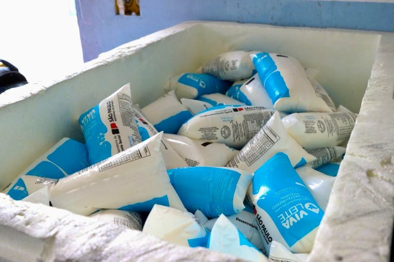 Itaquá distribui mais de 54 mil litros de leite em janeiro e amplia atendimento a famílias vulneráveis