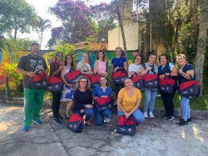 Prefeitura isabelense  inicia entrega de kits escolares para estudantes e professores da rede municipal