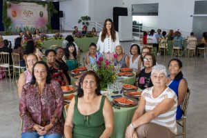 Fundo Social de Itaquaquecetuba promove almoço especial para mulheres
