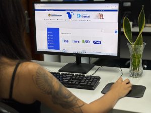 Plataforma Itaquá Digital centraliza atendimentos da prefeitura e amplia acesso da população a serviços municipais