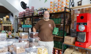 Rota Mineira vira queridinha em Arujá com queijos, doces e café moído na hora