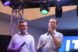 Boigues recua de candidatura, anuncia pacote de R$ 552 milhões e lança Marcelo Barbosa à Alesp