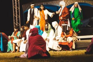 Cenas da Paixão volta a emocionar Arujá no dia 11 com espetáculo no Estádio Armando Maiolino