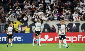 Corinthians Imparável na Libertadores: Vitória Sobre o Santa Fe Mantém 100% e Liderança do Grupo E
