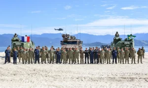 Marinha Francesa em Formação no Brasil: Exercício Conjunto “Jeanne D’Arc” Fortalece Laços e Técnicas Anfíbias no Rio de Janeiro