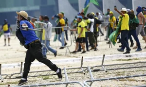 Organizações Sociais Repudiam Derrubada de Veto ao PL da Dosimetria: “Retrocesso Histórico” para a Democracia e Risco de Impunidade