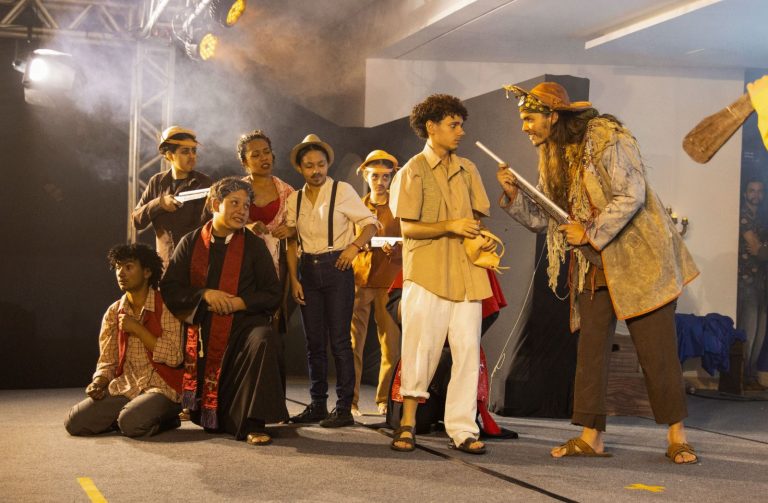 Itaquá oferece 200 vagas para cursos de violão, dança, teatro e coral