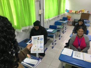 Santa Isabel orienta famílias sobre uso responsável de telas por crianças e adolescentes
