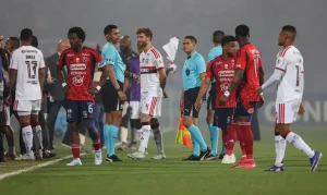 Flamengo é beneficiado pela Conmebol e recebe 3 pontos cruciais na Libertadores após jogo cancelado por vandalismo