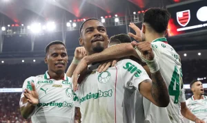 Palmeiras Goleia Flamengo no Maracanã e Amplia Liderança Isolada do Brasileirão; Veja Outros Resultados