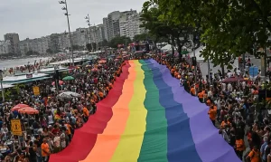 PL que Veta Crianças em Eventos LGBTQIA+ é Considerado Inconstitucional por Jurista Especialista em Direitos da Criança