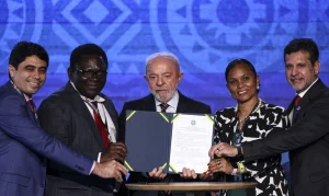 Educação: Lula e África unem forças contra a extrema direita e colonialismo digital para formar cidadãos conscientes e soberanos
