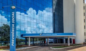 Vazamento INSS: 2,8 milhões de CPFs expostos, 98% de falecidos; entenda os riscos de fraude