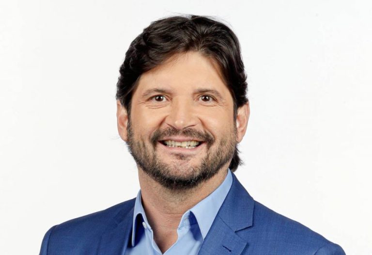 Em pré-lançamento de campanha ao Senado, André do Prado reúne presidentes de grandes partidos