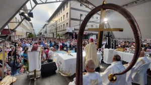 Corpus Christi: Baixada Santista e Vale do Ribeira se transformam em cenários de fé, arte e tradição com tapetes coloridos