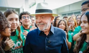 Lula rebate EUA sobre “práticas irrazoáveis” e diz: “Quem tinha que aumentar a taxa seríamos nós”