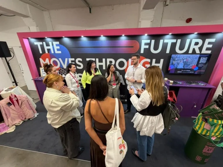 Moda Paulista Inova em Londres: CreativeSP Abre Caminhos no SXSW Edição Europeia com Foco Ampliado