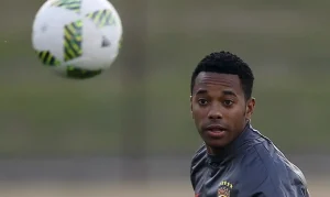 Defesa de Robinho Pede ao STF para Tirar ‘Hediondez’ do Estupro e Mudar Cumprimento de Pena no Brasil