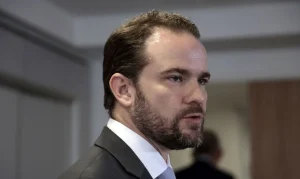 Novo Desenrola: Ministro Dario Durigan Revela que Mais de 6 Milhões de Brasileiros Já Foram Beneficiados e Dívidas Pequenas Estão Sendo Quitadas