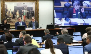 Câmara dos Deputados Aprova Redução da Maioridade Penal para 16 Anos em Votação Acirrada na CCJ