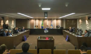 TCU Aprova Contas de Lula de 2025 com Ressalvas: Dívida Pública e Renúncias Fiscais em Destaque