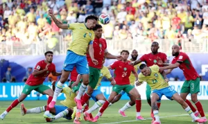 Brasil empata com Marrocos na estreia da Copa do Mundo: Vinícius Jr. salva com golaço e Alisson evita derrota