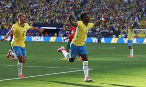 Raphinha, Vini Jr. e Douglas Santos: A Trinca de Destaque do Brasil na Estreia da Copa do Mundo contra Marrocos com Números Impressionantes