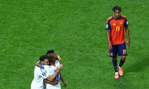 Estreia Histórica de Cabo Verde na Copa: Empate com a Espanha Garante Ponto e Sonhos Azuis