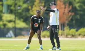 Ancelotti Confirma Mudanças no Brasil Contra Haiti e Desconversa Sobre Futuro de Endrick na Copa