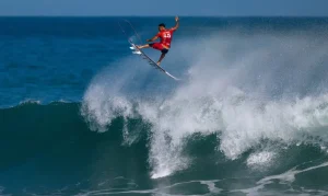 Surfistas Brasileiros Brilham em Saquarema: 4 Atletas Avançam na Etapa Brasileira da WSL, Buscando o Título Mundial