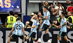 Messi Brilha na Copa: Argentina Goleia e Se Garante no Mata-Mata, França Lidera Grupo I com Gols de Mbappé