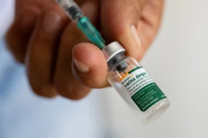 Vacina da Dengue Butantan-DV: Idosos Acima de 60 Anos em Foco em Novo Ensaio Clínico Seguramente Aprovado pela Anvisa