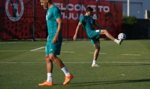 Seleção Iraniana de Futebol Deixa Mensagem de Paz e Agradecimento em Vestiário de Los Angeles Após Jogo da Copa do Mundo