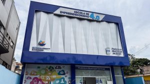 Desenvolvimento Econômico de Arujá abre mais de 120 vagas em cursos de tecnologia na Escola 4.0