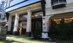 Justiça do Rio Bloqueia R$ 135 Milhões do Banco Master e Gestores por Perda em Investimento de Rioprevidência