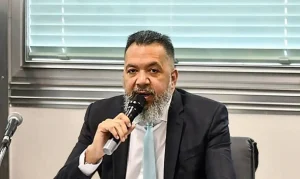 Alexandre de Moraes revoga tornozeleira de ex-prefeito de Belford Roxo e policial em caso de armas registradas