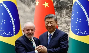 Lula e Xi Jinping debatem acordo Mercosul-China e zona livre de comércio em conversa telefônica de mais de uma hora