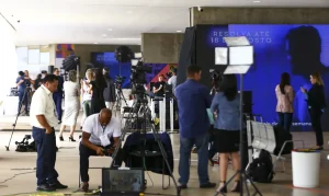 Fórum pela Comunicação Democrática Lança Carta de Compromisso para Candidatos nas Eleições 2024