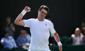 João Fonseca brilha em Wimbledon 2024: brasileiro avança à terceira rodada com vitória expressiva e mira oitavas inéditas