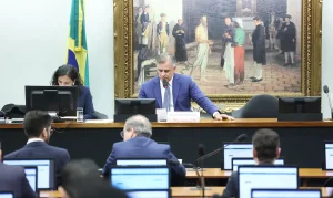Aposentadoria Compulsória para Juízes: CCJ da Câmara Aprova Fim da Punição e Abre Caminho para Novas Regras Disciplinares