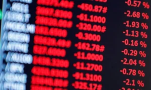 Bolsa de Valores Brasileira Dispara: Ibovespa Atinge Pico de Maio com Inflação Baixa e Juros em Queda, Dólar se Desvaloriza
