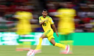 Choque no Esporte: Jogador da Seleção Sul-Africana, Jayden Adams, morre tragicamente aos 25 anos; polícia investiga