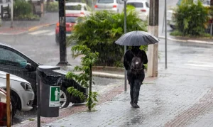 Alerta de Temporais em SC: Chuvas, Raios e Granizo Avançam para o Interior Sul do Estado, Lages e Urupema em Alerta Máximo