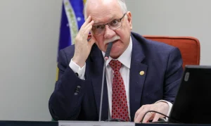 Fachin do STF Garante: Brasil Não Cederá a Pressões Externas em Decisões Judiciais após Tarifaço Americano