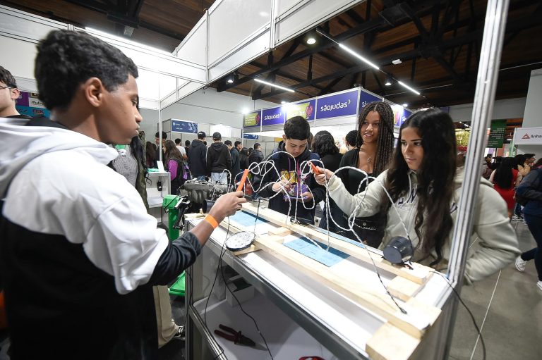 Feira do Estudante abre oportunidades para os jovens de Guarulhos nos dias 2 e 3 de setembro
