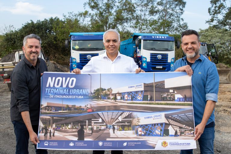 Itaquá assina ordem de serviço para construção do Terminal Urbano Antero Saraiva